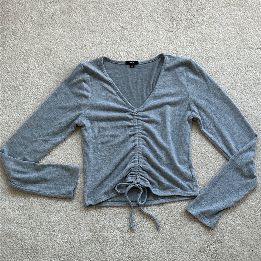 Gray Ruched Long Sleeve Cropped Sweater - Size L